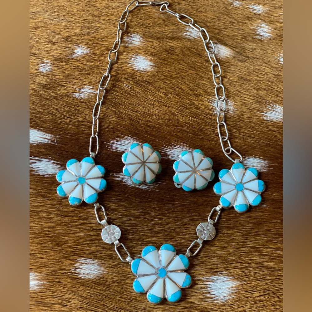 🛑SOLD🛑Vintage Sterling, Turquoise & Shell Necklace and Earrings Set